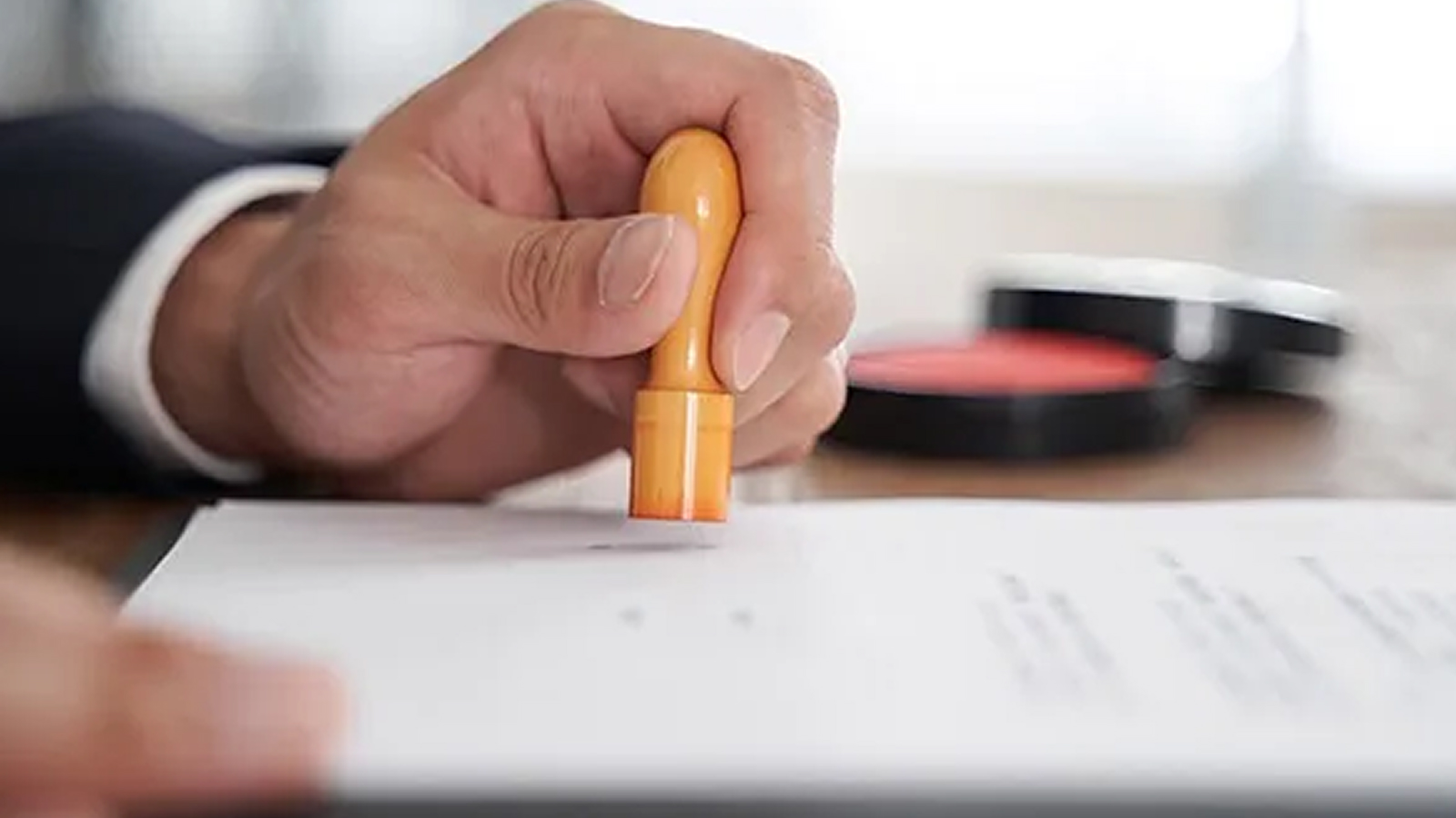 相続、何から始めるか迷っていませんか？